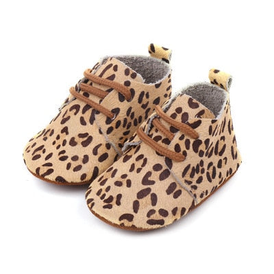 Hongteya New Genuine Leather Baby shoes Leopard print Baby Girls Soft shoes Horse hair Boys First walkers Lace Baby moccasins