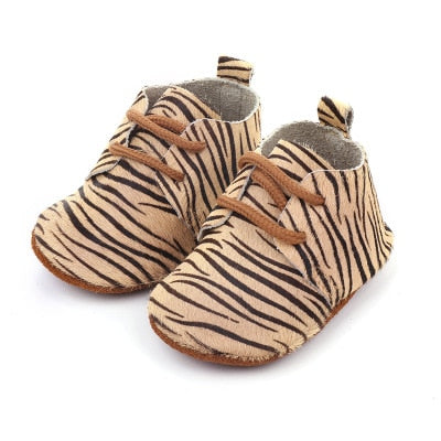 Hongteya New Genuine Leather Baby shoes Leopard print Baby Girls Soft shoes Horse hair Boys First walkers Lace Baby moccasins